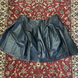 Forever 21| Leather Mini Skirt